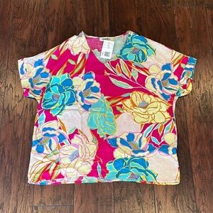 Haptics top size small